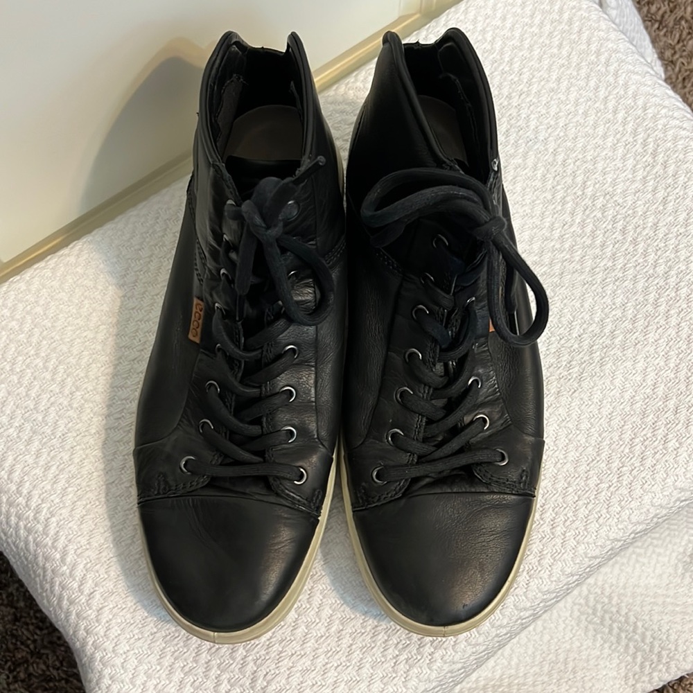 ECCO Mens Soft 7 High City Sneakers